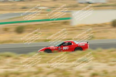 media/May-31-2025-CalClub SCCA (Sat) [[2c1a04e1ee]]/Race/Group 4/Turn 4b/